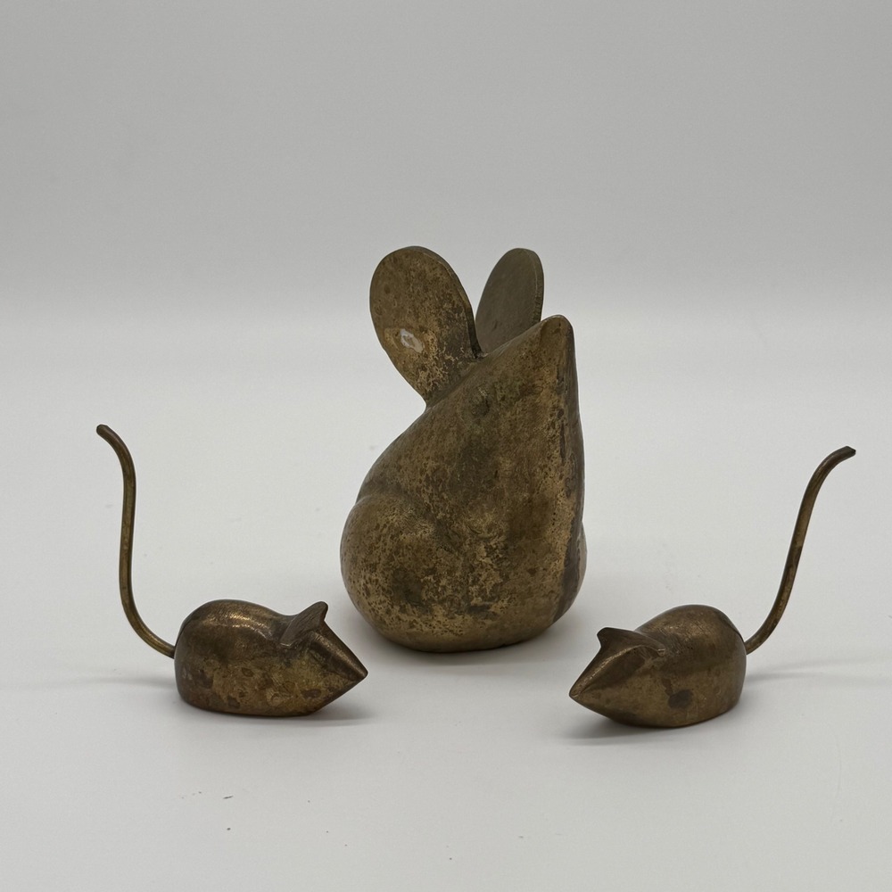 Vintage Heavy Brass Mouse Family Figurine Lot Graduated Set of 3 Mid Century
